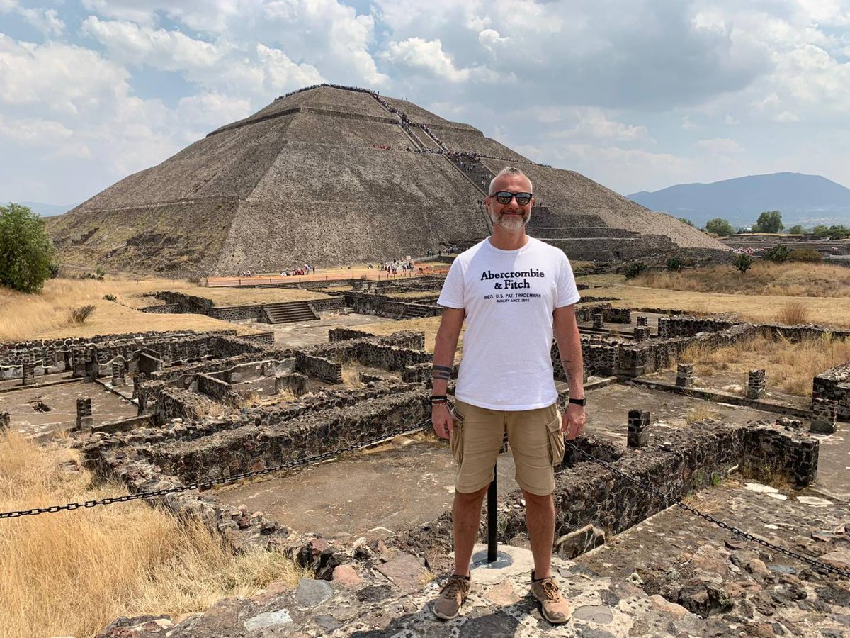 ToursTurismo's tweet photo. #ilturismosostienelitalia
#nonsmetteremodiviaggiare
il governo deve sostenerci maggiormente nel nostro rilancio turistico. Abbiamo delle famiglie da mantenere 💪💪💪 https://t.co/pKPI8AiXQ7