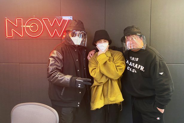 npop_zip's tweet photo. #형돈이와대준이 의 #네이놈 에 #심야아이돌 #하성운 이 떴다!!! #도니코니 #셍스트 심야 아닌 #대낮의만남 #옳은조합👨‍👨‍👦 1인 방청객 하늘이님 스튜디오 떠나자마자 도착한 #셍스트 😭... 다음주 #네이놈 게스트로 출연각? https://t.co/3AcyuAYelm https://t.co/RHbkiRn3r7