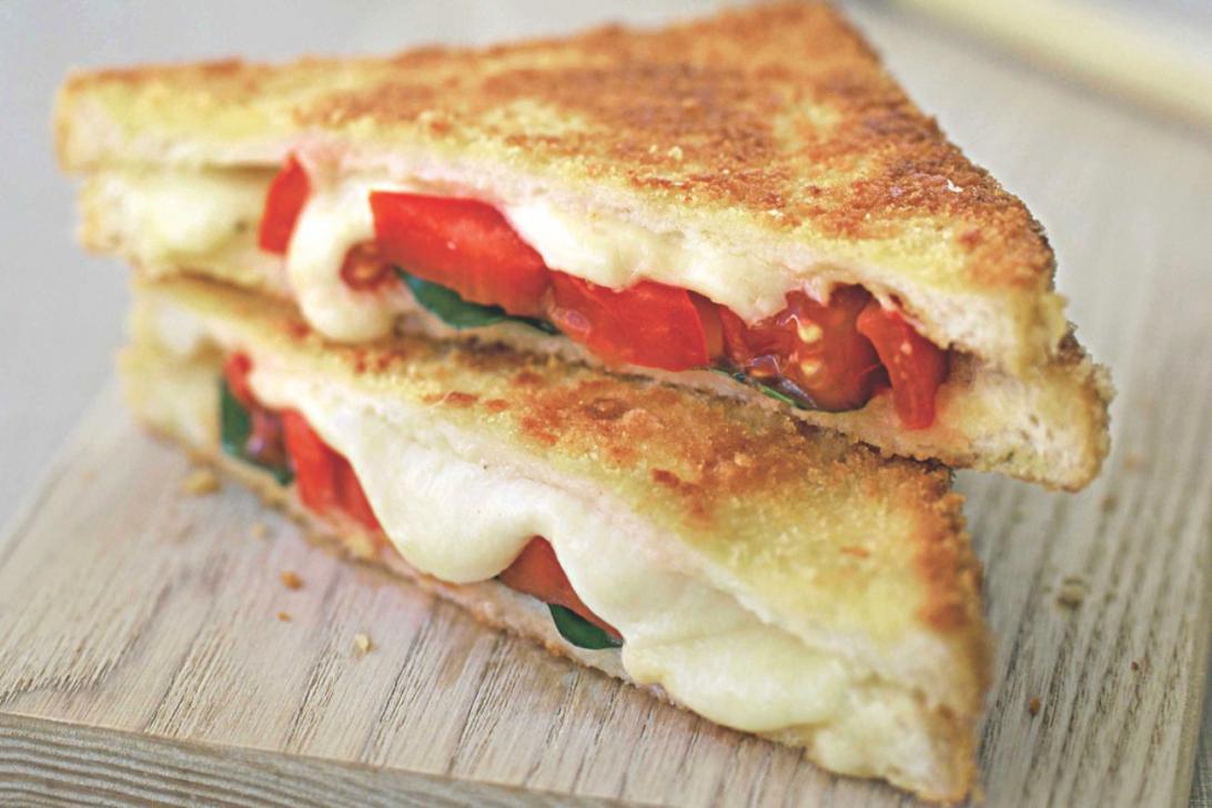 HealthyFoodie5's tweet photo. https://t.co/j3NhDh3q9N
An ode to cheese https://t.co/W6uhELFJoj