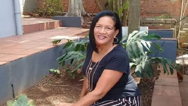 simscott4's tweet image. Time for a nice and long, but incredibly uplifting, episode of FoundNation. Listen now to hear Cookie Edwards's story. She's the current Director of the KZN Network on Violence Against Women. foundnationpodcast.com/episodes/ #Day4 #lockDownSouthAfrica #MondayMotivaton