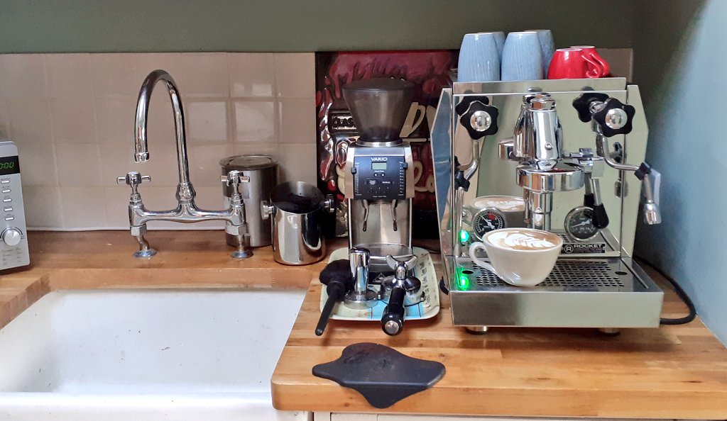 Roost_Coffee's tweet photo. Monday morning: VAT return ๐โ #thankgoodnessforcoffee #roosting #rocketathome @rocketespresso https://t.co/b9orKkZnmp