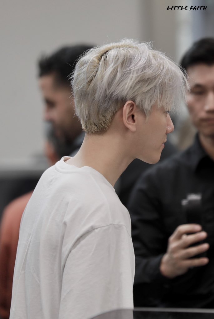 bestofbyunbaek's tweet photo. the urge to run my fingers thru his hair 😣 https://t.co/EMXawWq1Sq