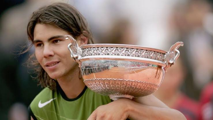 yeshwinj's tweet photo. You get four! First French Open title in 2005. 💚💚👶🏻😍💘
#VamosRafa #Ídolo #RafaNadal #RG2005 #FrenchOpen
PS: Sorry for breaking the rules. https://t.co/7fyqyjQyl2