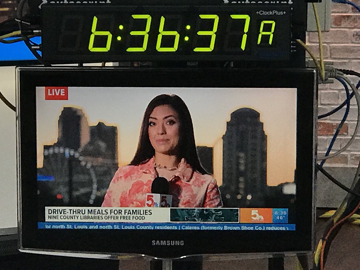 reneknottsports's tweet photo. My man @mightyjofoto is a lighting wizard! Check out his morning live shot with @savannahKSDK #WellLit #TISL #PostcardPerfect https://t.co/oRKLxJiBFW