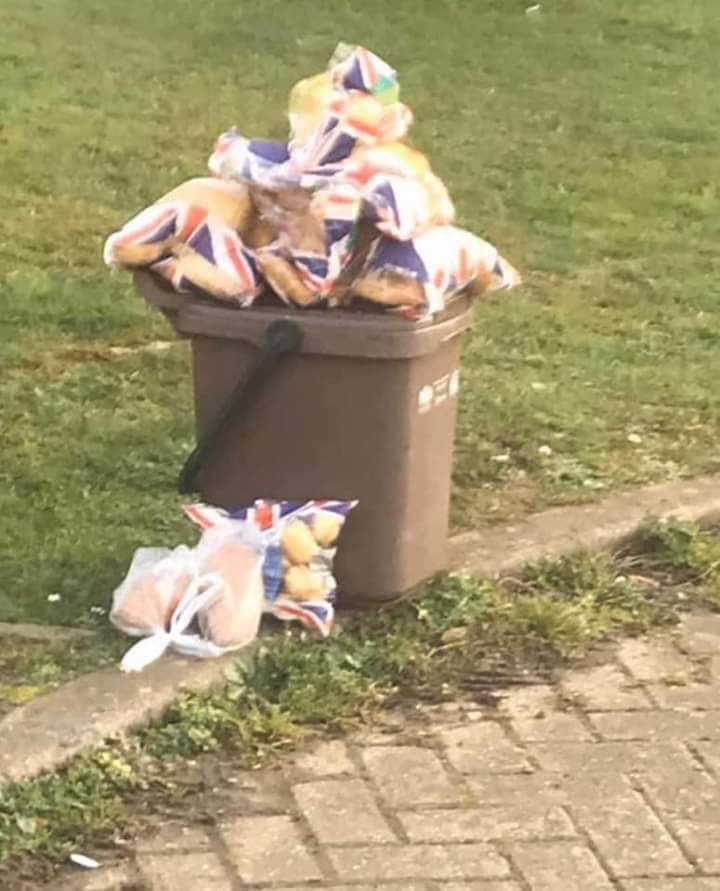 FreeMyself2023's tweet photo. Mate who works for the #Council just send me these photos. The same people who was #bulkbuying over the last few weeks has resulted to this.  Why don’t you give them #Charities who have asked for your extras so they can help the. #Beashamed. #tesco #sainsburys #asda https://t.co/jge5hcNt6S