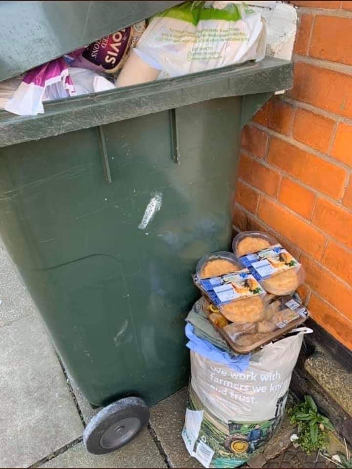 FreeMyself2023's tweet photo. Mate who works for the #Council just send me these photos. The same people who was #bulkbuying over the last few weeks has resulted to this.  Why don’t you give them #Charities who have asked for your extras so they can help the. #Beashamed. #tesco #sainsburys #asda https://t.co/jge5hcNt6S