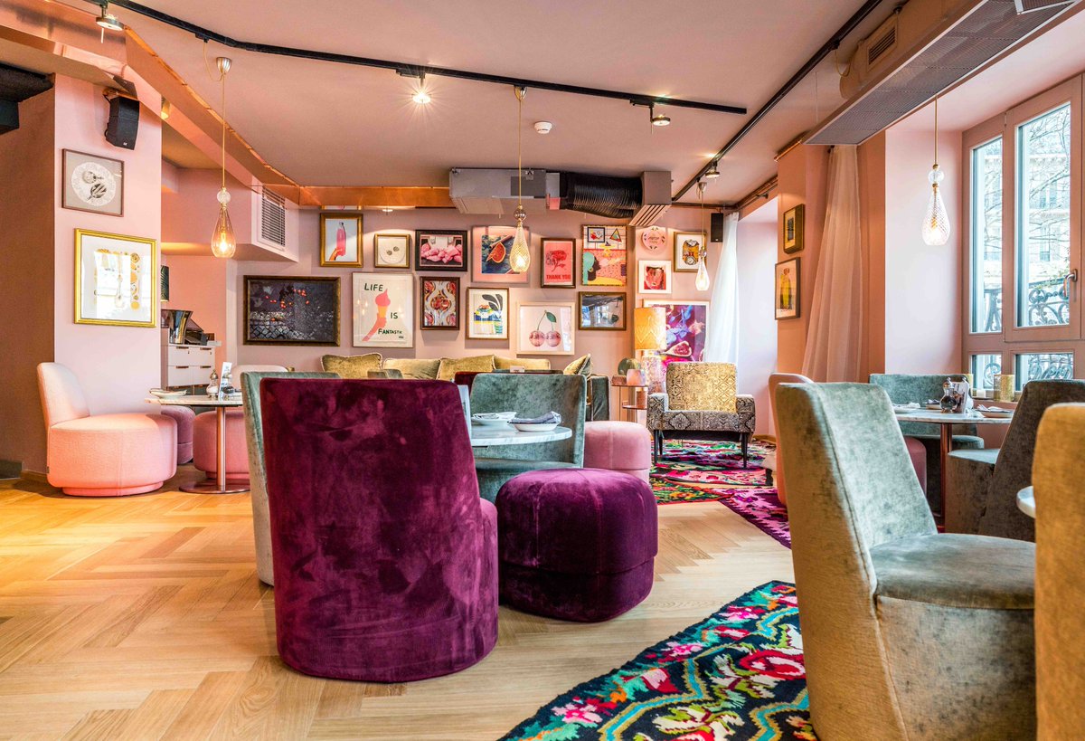 ludobisc's tweet photo. Quand le #Covid19 ne sera plus qu'un mauvais souvenir, on retournera avec plaisir déguster la belle cuisine gourmande du #Neni le #resto de l'hôtel #25Hours de #Paris qui sert une gastronomie israélienne joyeuse et colorée. Vivement demain ;-) Lire ici : https://t.co/d8ArXjGhdh https://t.co/PDvUcjRLC1