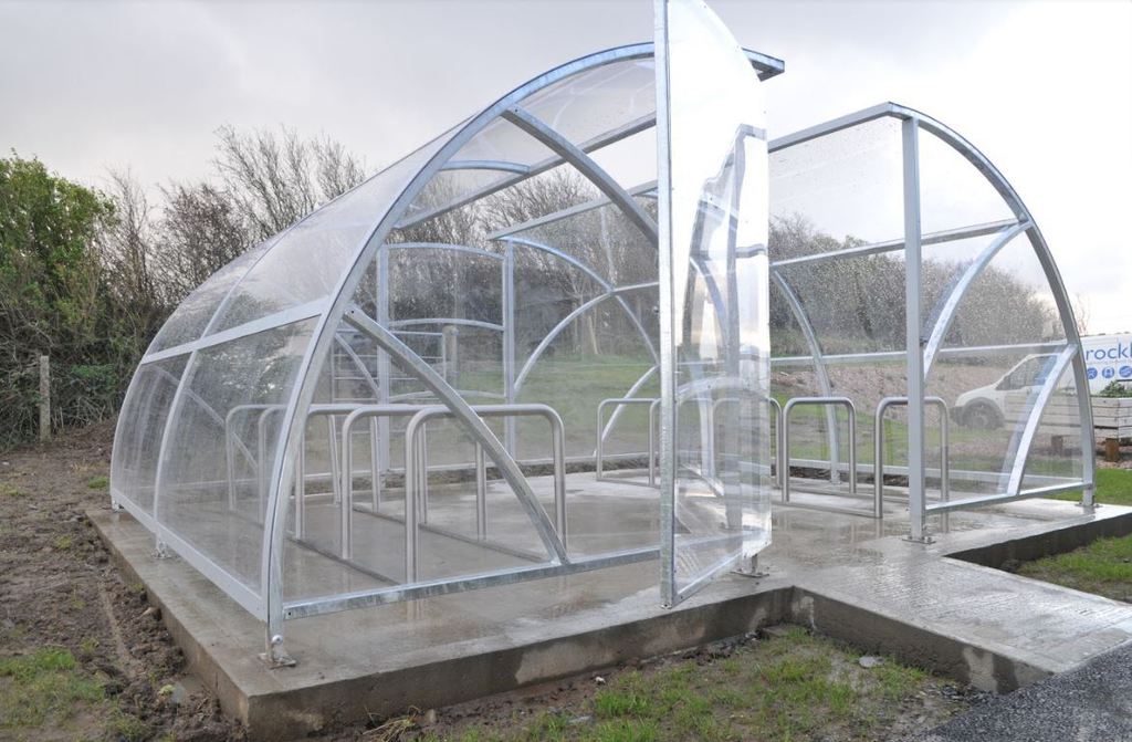 Dargle 20 B enclosed, glazed, mild steel #cycle #compound from <a href="/RocklynLTD/">Rocklyn</a> available in sizes to suit project requirements ow.ly/KvU630qiXcj