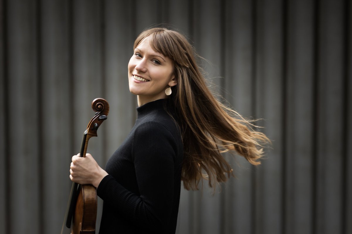 CityMusicF's tweet photo. Tune in at 7pm tonight to see @rosalindventris perform live via the Royal Irish Academy of Music new #RIAMatHome series! Head over to their Facebook page tonight for the launch of 'Live from the Living Room' https://t.co/Lby102AEuS https://t.co/yOjLdFp7sJ