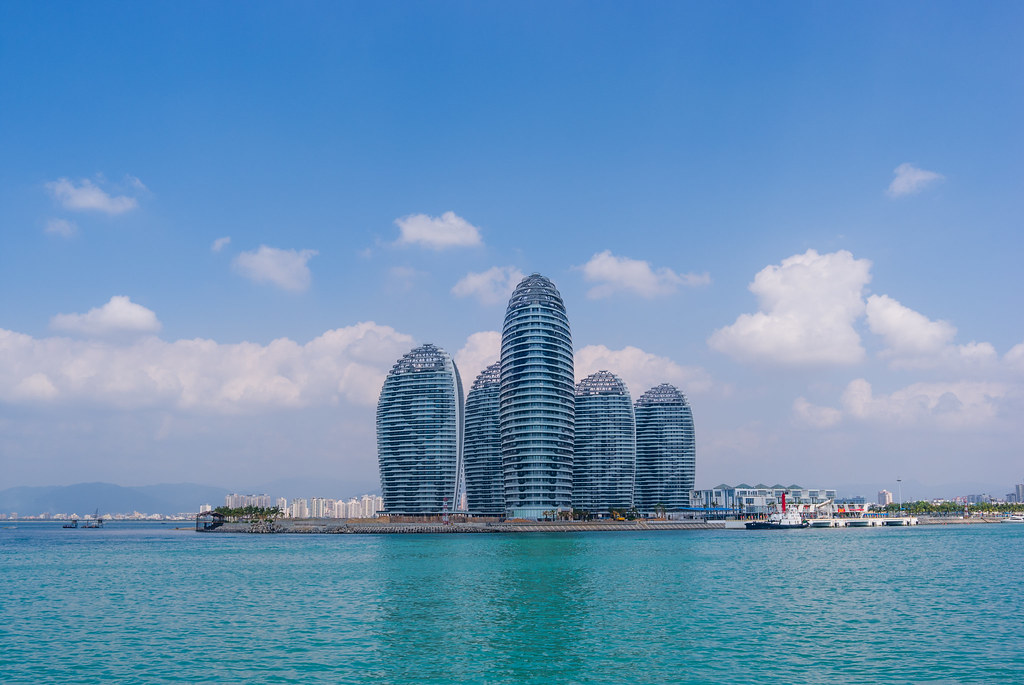 ChamberHainan's tweet photo. #Sanya in south #China 's island province of #Hainan has become the first Chinese city to join in the'No Plastic in Nature' initiative by the World Wildlife Fund @WWF will support the research of new technologies and methods, improve waste management measures.
#plasticfree #HCham https://t.co/pUAX269KWK