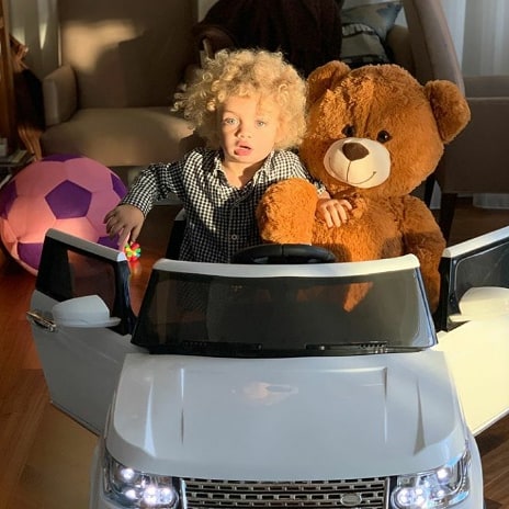 Boomplay_kenya's tweet photo. Drake posts first picture of son Adonis
#WhatsTheBuzz #StaySafeWithBuzz #StayAtHomeWithBoomplay https://t.co/mYtlfgQBou