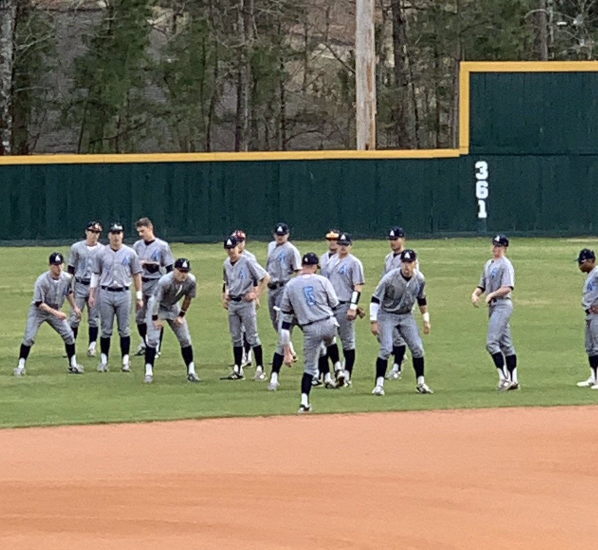 hwaxleyAV's tweet photo. @TobyTodd4 @lindseybruno54 @coach_jay318 @CoachCorbett318 @SteveGleason @chasecox11 @CoachVrbka24 @CoachSDavis4 Nominated by @TobyTodd4. I nominate @ACbaseball4 @TC_CoachDay @RennyT22 @cole_downey for the coaches challenge. You have 24 hours https://t.co/DgcXL65xUo