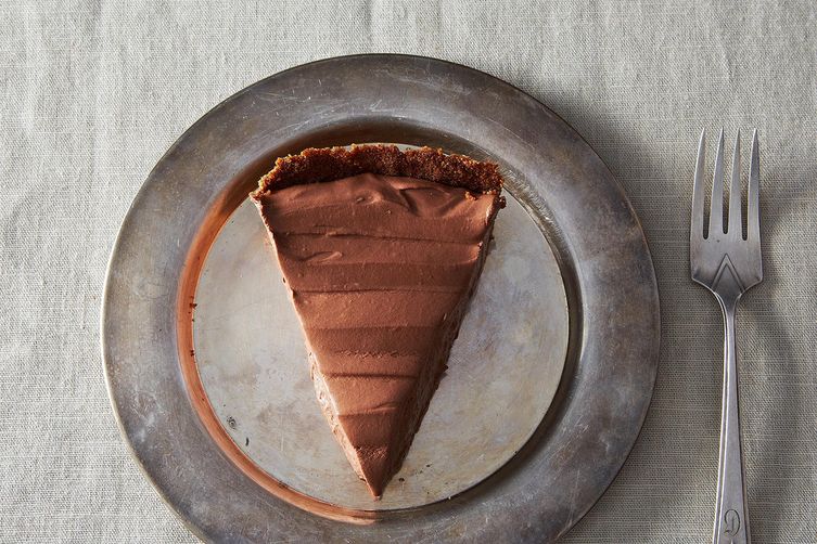 Vegan Chocolate Pie - myvegan.menu/vegan-chocolat… 🌱

Tag someone who would 😍 this!

#food #foodporn #yum #yummy #foodpic #vegan