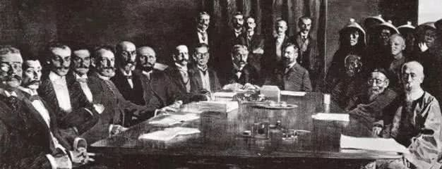 (13) Li Hongzhang,  https://bit.ly/2vWbSgq&nbsp; the powerful politician and signer of some treaties went down in history as a “traitor”. He probably was the highest level Chinese official visited the west. In August, 1896, Li arrived in New York and stayed in Waldorf Hotel.