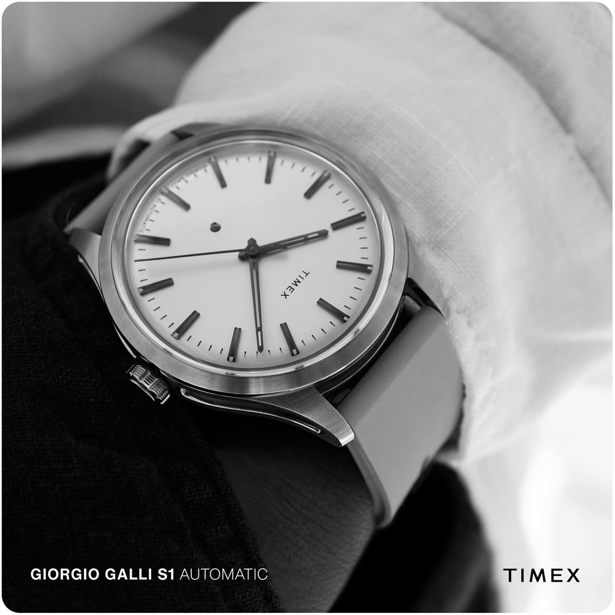 timex's tweet photo. For the most “Timex” Timex ever made, our design director Giorgio Galli considered every detail to give us the GGS1 Automatic.
⌚: Giorgio Galli S1 Automatic
📷: g.galli
#timex #giorgiogalli #ggs1 https://t.co/RqZrFFcmtl