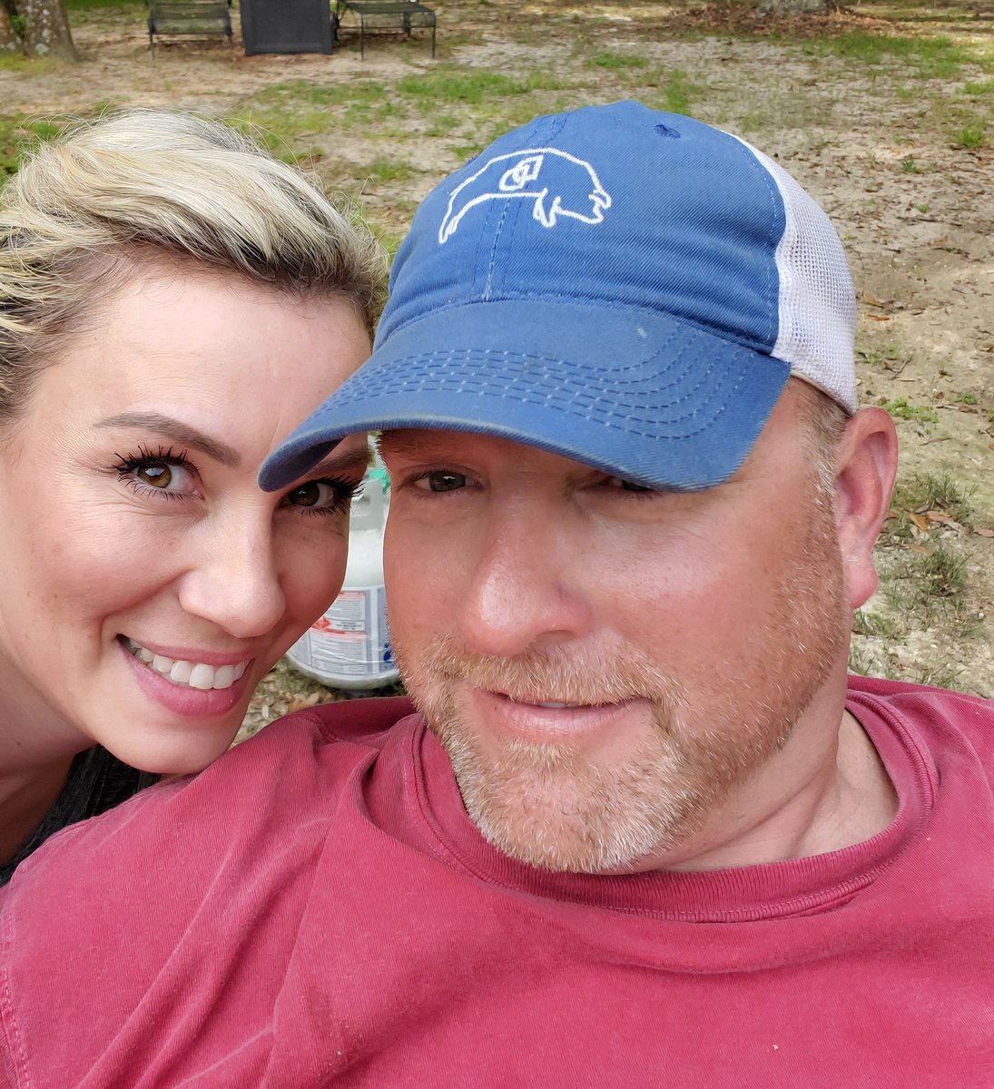 beerunning's tweet photo. Happy 19th Anniversary with this amazing guy! #19thduringCOVID19 https://t.co/V4OzFwsnnq