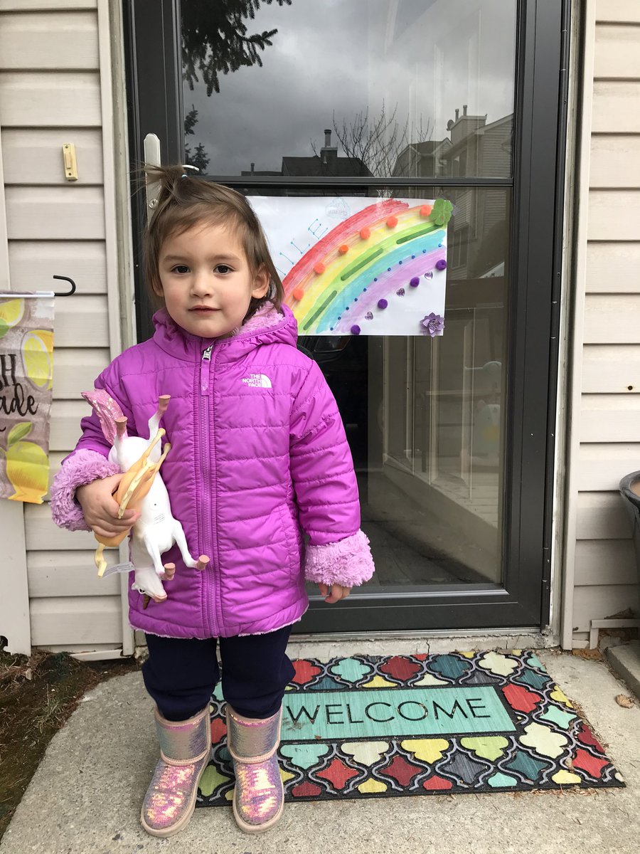 Little Ms. Gleason showing off her rainbow for #schoolspirit <a href="/egbertwildcats/">Egbert I.S. 2</a> 🌈
