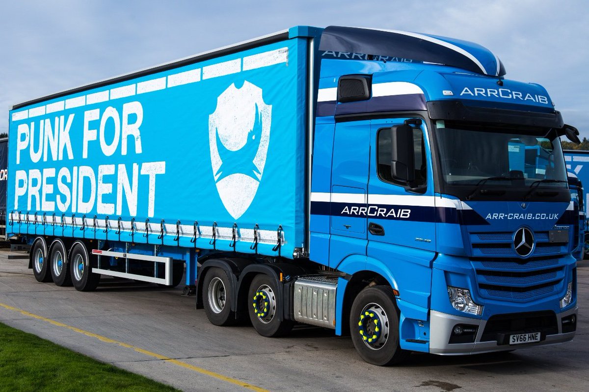 Ecosse911's tweet photo. @Sam_Imber @RussellsTranspo @HMGovCrisis @RussellsTranspo I trust you heard about this through the trade?
£150K gone in mins from a motorway service station 🙊🙈🙉
@BrewDogJames @BrewDog https://t.co/1d6d2FqWiX