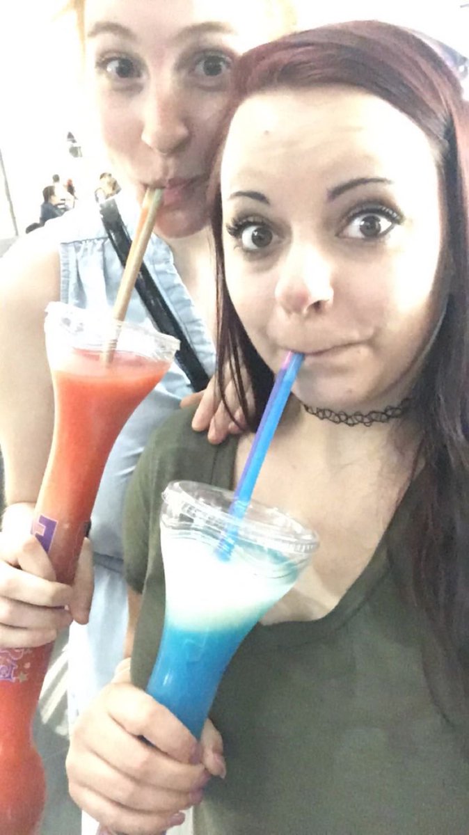 HAPPY BIRTHDAY <a href="/libstewart/">Libby</a> 💚💙 I wish we were drinking some of these right now. Love you so much and hope you have a wonderful day💚