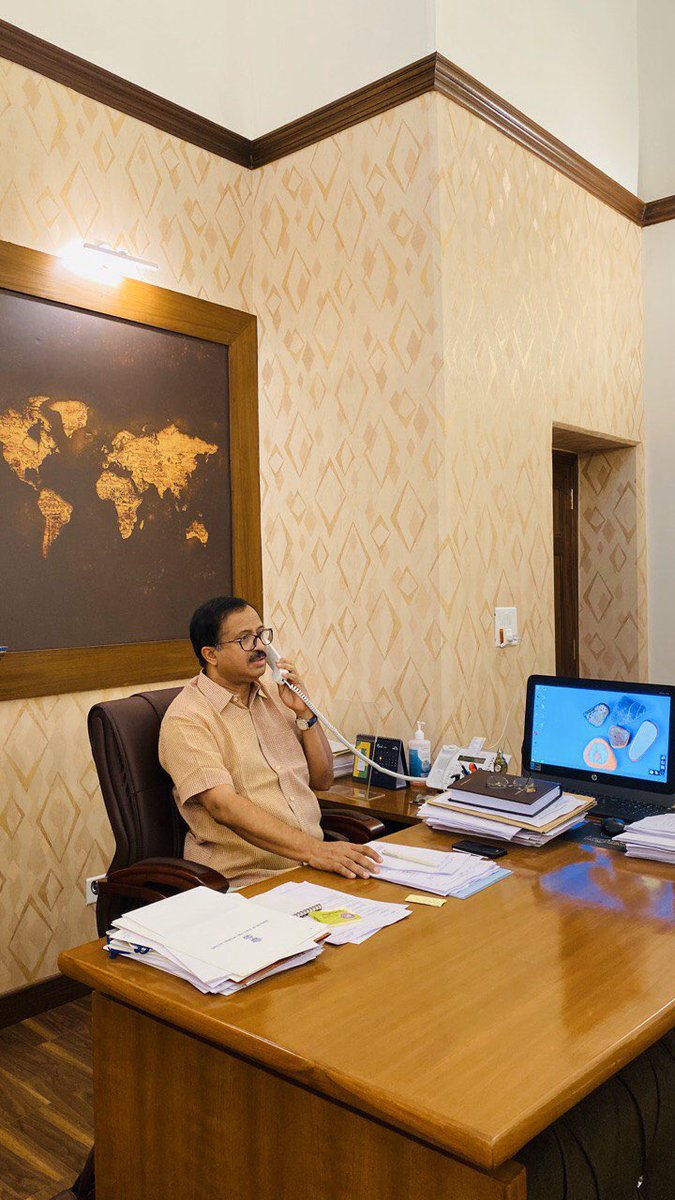 V Muraleedharan / വി മുരളീധരൻ ( Modi Ka Parivar) tweet media