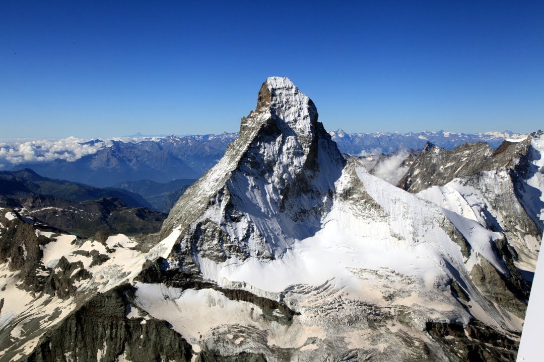 25. WHAT ARE TWO OF THE MOST PEACEFUL PLACES ON EARTH?1. Switzerland2. GreenlandNobody messes with them. Nobody talks about them.Coincidence? I think not!And they both have MASSIVE mountain ranges.Great for hiding!