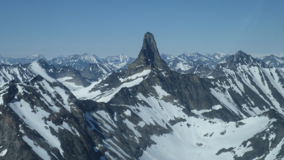 25. WHAT ARE TWO OF THE MOST PEACEFUL PLACES ON EARTH?1. Switzerland2. GreenlandNobody messes with them. Nobody talks about them.Coincidence? I think not!And they both have MASSIVE mountain ranges.Great for hiding!