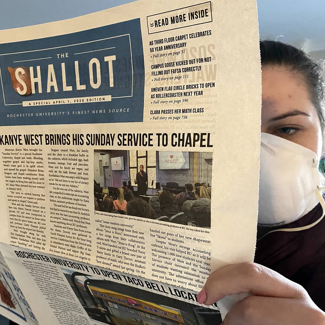 SHIELD_RU's tweet photo. Stay healthy, wash your hands, &amp; read a digital version of The Shallot coming April 1st!
....
Head to https://t.co/c4q95wxMNy on Wednesday to see the full digital copy of The Shallot, the April Fool's edition of Shield Magazine
#ShieldMedia #TheShallot2020 #rochesteruniversity https://t.co/1gTSxZ1mTK