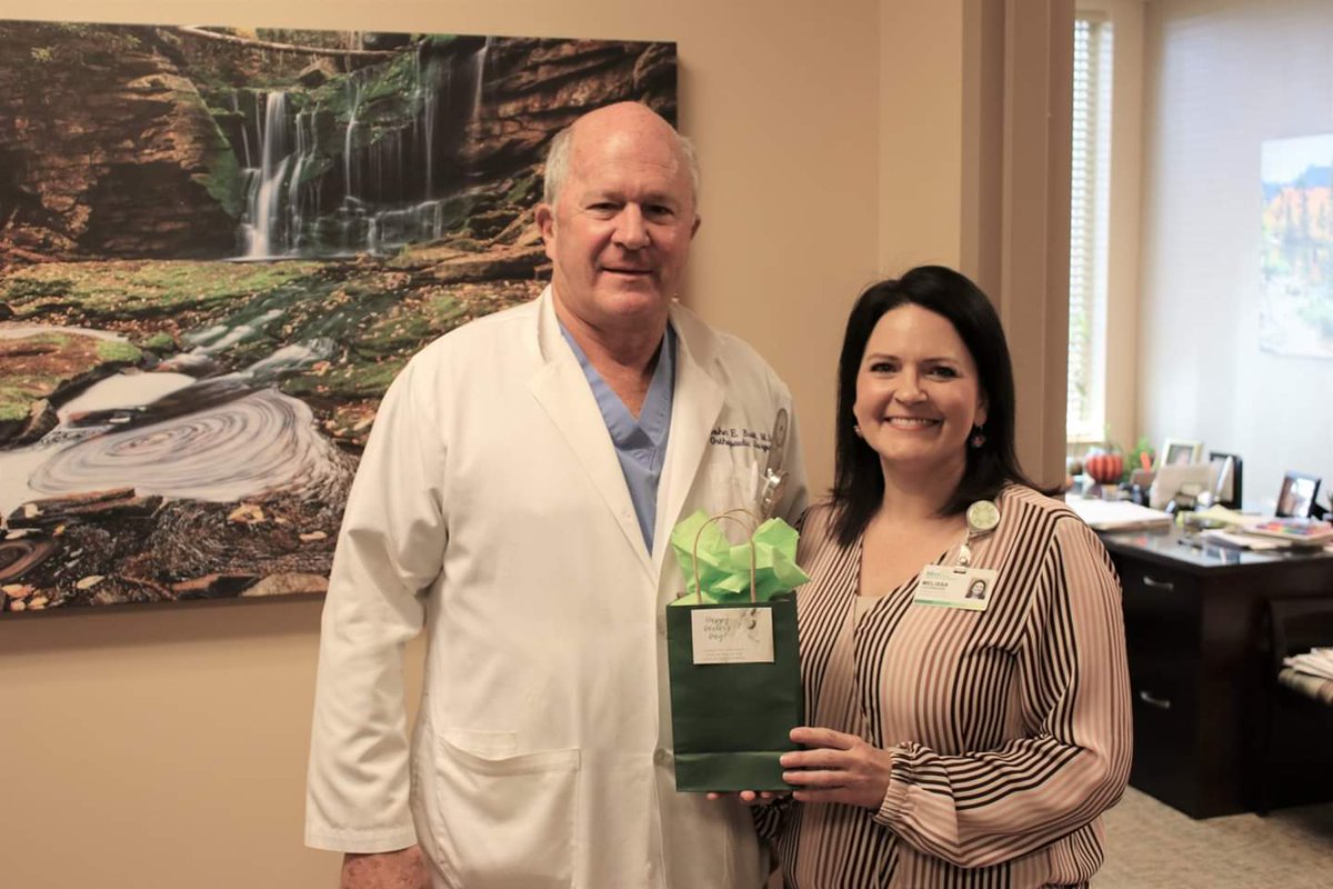 _PrestonMH's tweet photo. To all Mon Health physicians, thank you for the long hours, the dedication and the sacrifices you make to take care of us.
You are our friends, neighbors and a part of the communities we call home. Happy Doctor's Day!  #MonFeeltheDifference https://t.co/Epg3LDoOmj