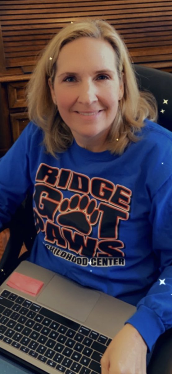 LaurelC68's tweet photo. E-Learning Day 1! Miss my Ridge Family!!! We have spirit!! #GotPaws ,
β¦@RidgeECCβ© ,
β¦@ForestRidge142β© #engage142 #ridgefamily2020 https://t.co/mdPzUnDugn