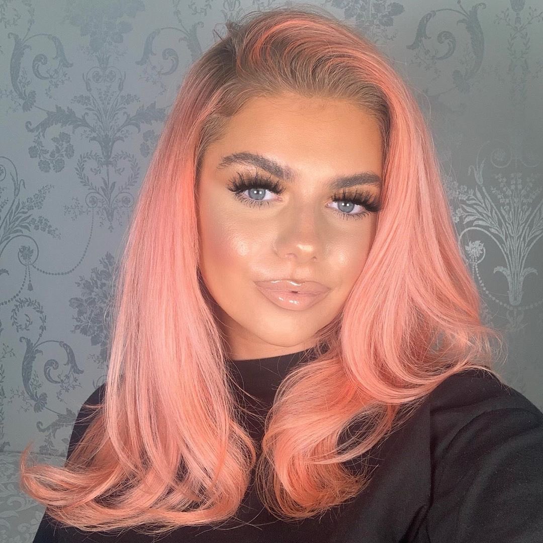 This colour is makin’ us want to do our own little self-isolation experiment 👀 So gorge!!!! Wearing our voluminous #Insane lashes - get yours with 65% off!!! primalash.com/products/expre…

Instagram 📸 emilysergeantmakeup
