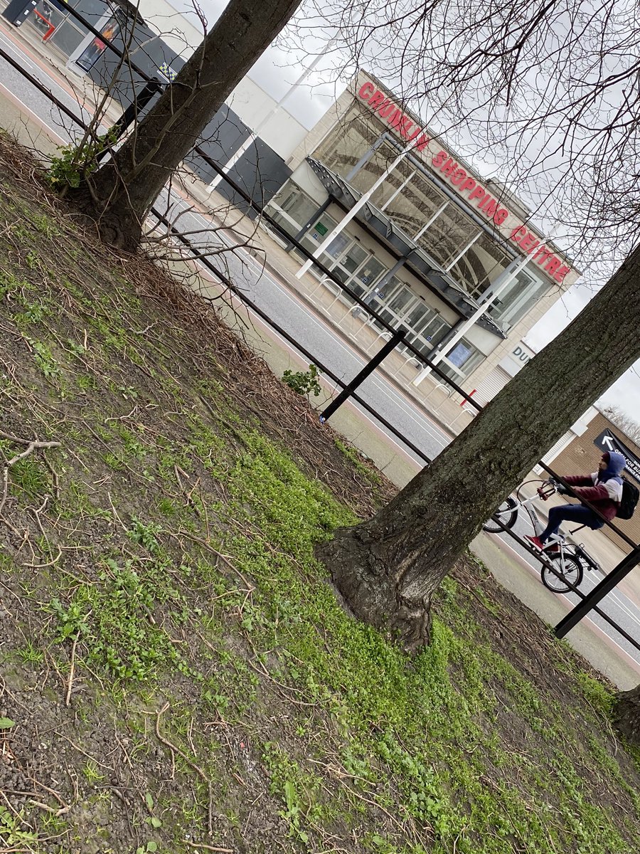 Caitriona_Ennis's tweet photo. My 2km radius @OfficCrumlinSC - feeling blessed ๐๐ป swipe left to see gods beauty. #blessings #blessed #soblessed #thankyoubabyjesus #makingthingsbeautiful #2kmfromhome #lockdown https://t.co/AbQZNGaXCn