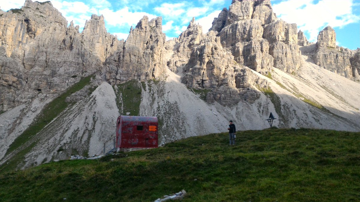 Gianluca Ugolini Auf Twitter Un Rifugio Al Giorno Bivacco Perugini