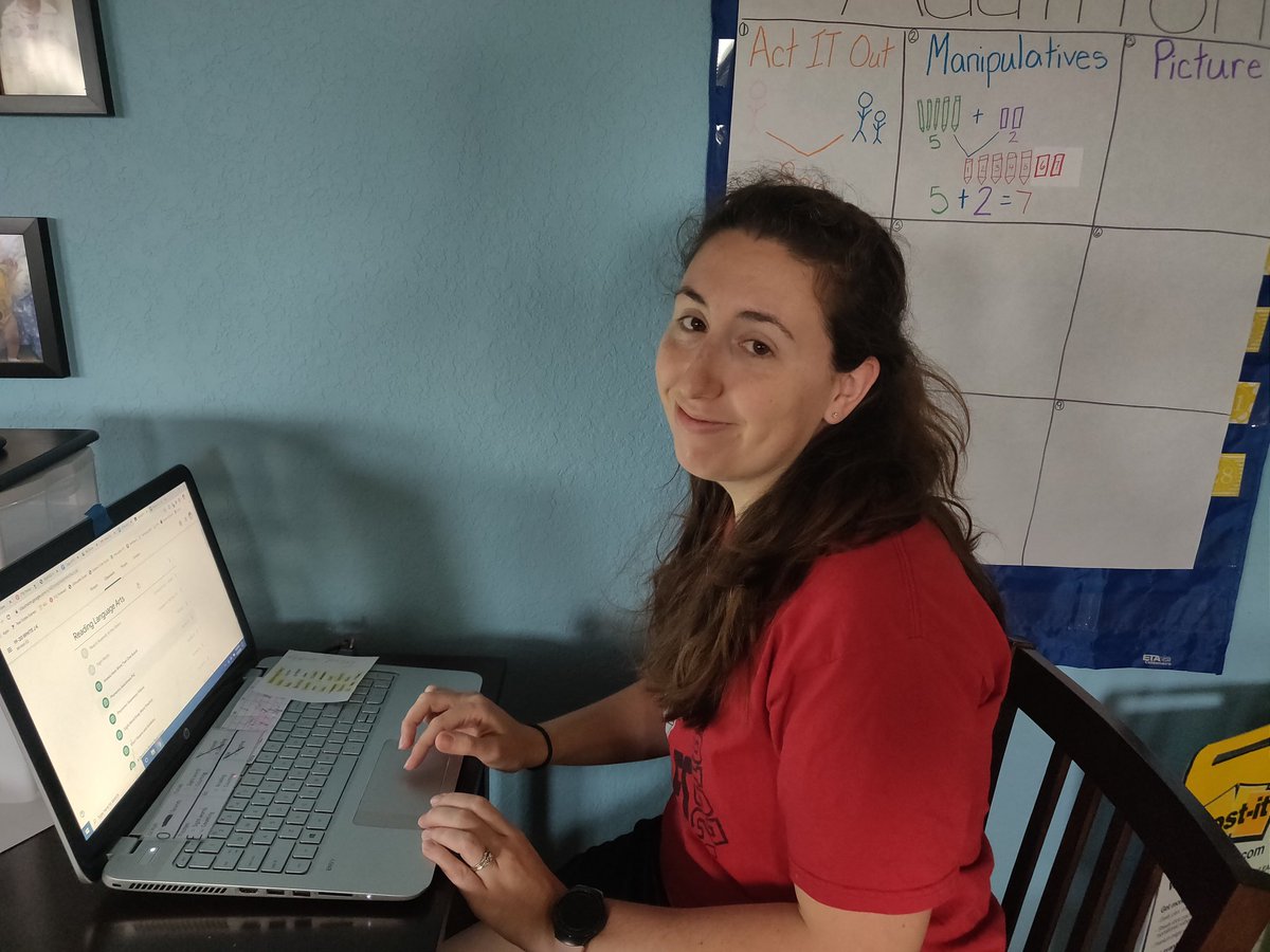 JAMMrsWhite's tweet photo. Teaching my students and daughter from home. Missing my little knights! #mirelesknightsarebettertogether @NISDMireles https://t.co/sZsYIw4gx9