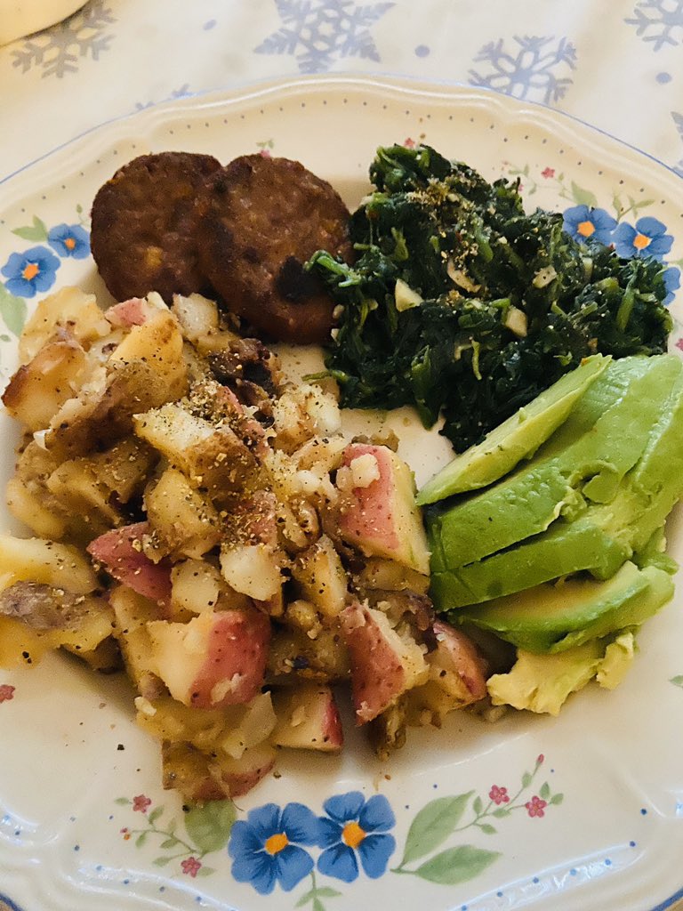wegothitsatl's tweet photo. Vegan lunch can u guys do this for 90 days! https://t.co/gWiBRuo5AT