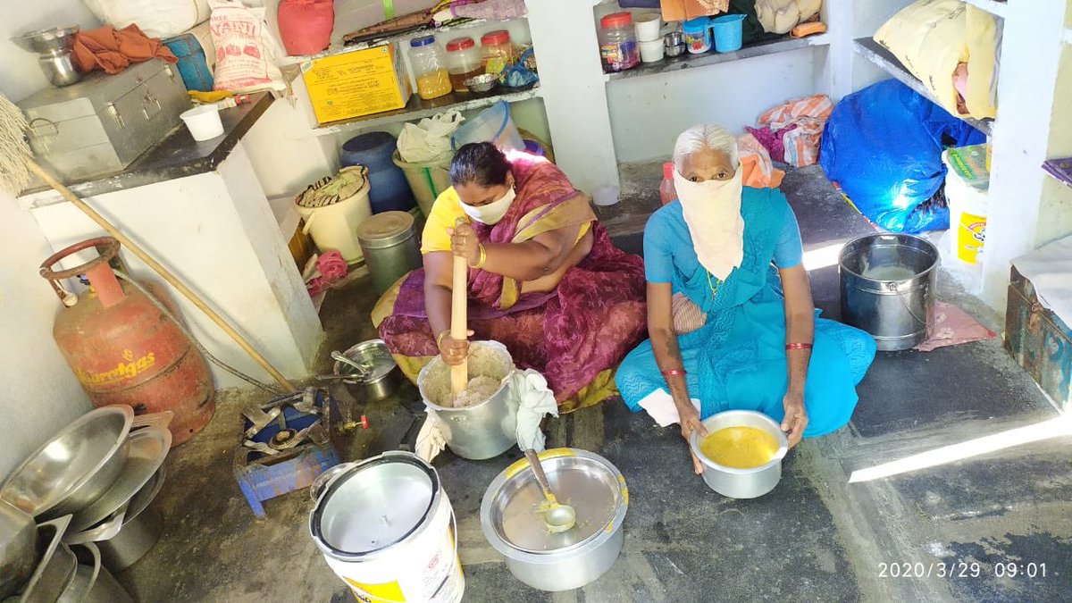 ChandruduIAS's tweet photo. Corona doesn't see any difference before infecting. To protect the poorest of the poor-beggars /homeless 3 relief centres with 500 such people are set up. They are given proper food, bed and physical distancing is maintained to protect them
#CareTheUncared
#TeamAnanthapuram https://t.co/d8s4Ub9JZU
