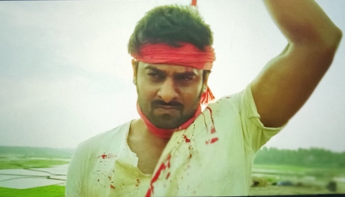 LMKMovieManiac's tweet photo. Revisited #Mirchi after many yrs; #Prabhas' pre-Baahubali film. He looks super handsome &amp; dashing throughout the film- as the chilled out cool dude, aggressive action hero &amp; the peace loving family man👌Safe bet commercial mass meter by @sivakoratala, with peaking hero elevations https://t.co/Dk3mSM1YSY