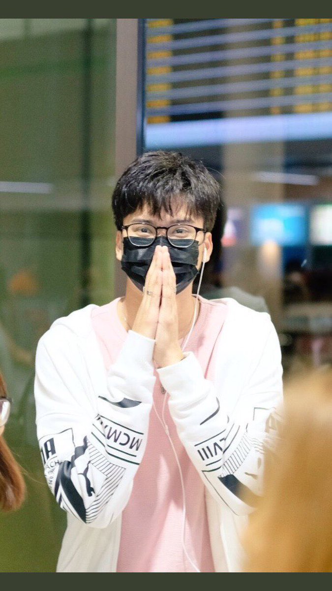 karnmali's tweet photo. อุปกรณ์การแพทย์ ขาดแคลน!! แต่น้ำใจเราไม่ขาด!! 📣  นนท์แฟม​ชวน​รวม​พลังกันเป็นหนึ่ง!! เพื่อปันน้ำใจสู้ภัยโควิด19 💪โดยร่วมกันบริจาค เพื่อจัดซื้ออุปกรณ์ทางการแพทย์มอบให้กับโรงพยาบาล !! หรือรีทวิตเพื่อบอกต่อพี่น้องของเรา!🙏💙ร่วมบริจาคคลิก👇 https://t.co/p03vPkK8Rd
#nontfam https://t.co/AD4pT3rKs5