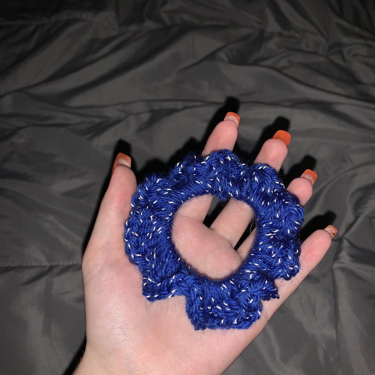 reflective scrunchies!!lowest price: CA$3 eachshipping: CA$5