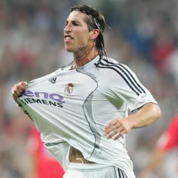 rmcfmemes's tweet photo. Capitão, herói, rei dos cartões, vilão muitas vezes...mas acima de tudo Madridista que de 34 anos,15 anos são se doando por sua equipe e apesar dos seus muitos erros, nunca foge da responsabilidade que é vestir e honrar a camisa blanca!

#FelizCumpleCapi @SergioRamos ❤️ https://t.co/AauFtzjThu
