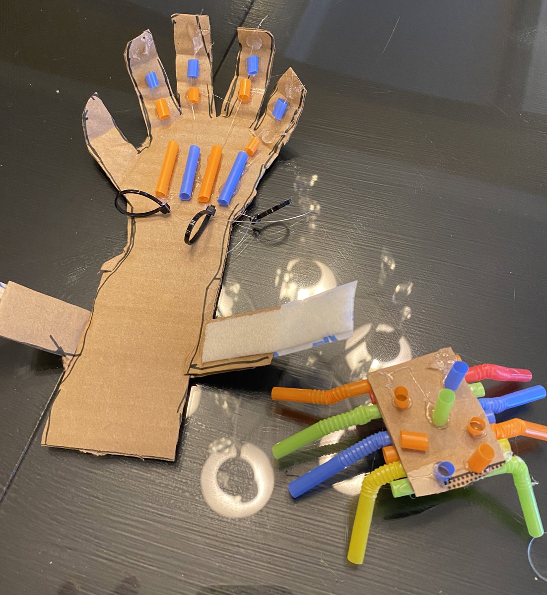 WMSWARRIORSTEM's tweet photo. A little late but another addition to our Pre-K STEM DAY learning! Preston(3) built a robot hand and Addie(2) made a spider all out of materials at home! @rochcommschools @BaldwinRcs @LMFosnaugh @MrStaugaard @DebiFragomeni @CoryHeitsch https://t.co/hycXjCM9jj