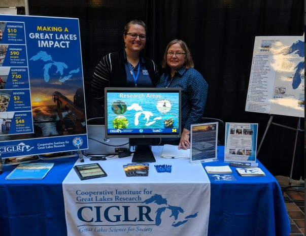 CIGLR_UM's tweet photo. Join us 4- 30 days as #CIGLROutreach brings U a #GreatLakes #VirtualTabling experience! Many events have been postponed/canceled, so, we R excited 2 share R H.O.M.E.S. activities/trivia/videos from R homes. More: https://t.co/DrGP5ePcxQ #HOMESIsWhereTheHeartIs #WorkingFromHOMES https://t.co/W10BUpTAVx