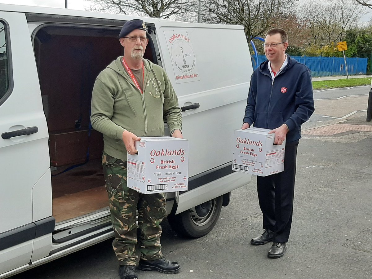 cookrnj1's tweet photo. Now this is true partnership working - food from Real Junk Food Project, picked up in vans from @WiganCouncil driven by Wigan Armed Forces HQ vets, brought to food depot in St B's Marsh Gr &amp; distributed by schools. #BetterTogether @TransformWigan @LivDiocese https://t.co/b9O7gUwSUK