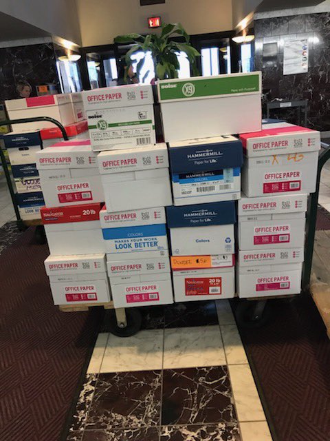 lautterback33's tweet photo. A huge THANK YOU to @OPS_LoganSupt for her impeccable leadership with providing UNMC with over 376,500 gloves and 6,700 masks from the Omaha Public Schools. OPS is committed to supporting the needs of our dedicated health providers! #teamwork #leadership #doingourpart https://t.co/lnDe47nY0x