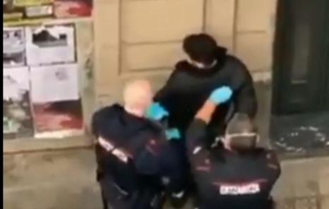 naiz_info's tweet photo. La Ertzaintza abre una investigación sobre la actuación policial del barrio de San Francisco https://t.co/dVs9Janp7p https://t.co/nJ30H4euo5