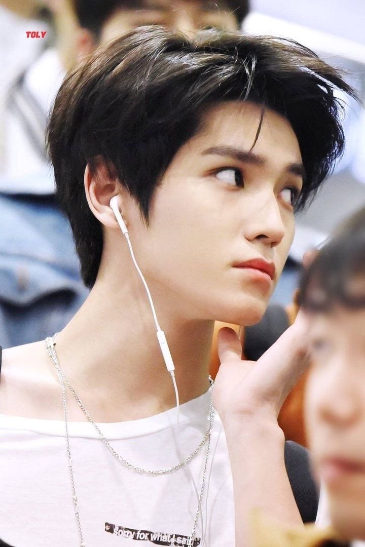 cottonsuns's tweet photo. »»———　Jaeyong AU　———««

Jadi anak bimbingan dosen muda ganteng dan populer gak semata-mata bikin Taeyong seneng. https://t.co/Z2xmZP0aTu