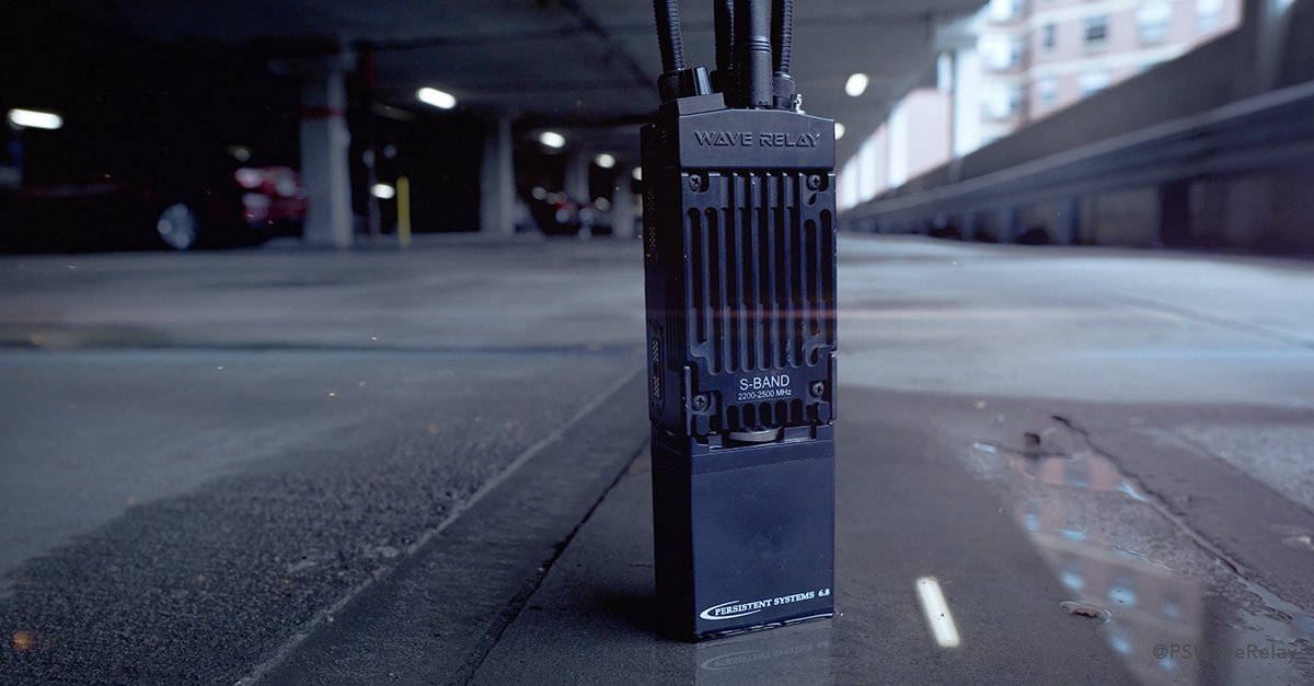 PSWaveRelay's tweet photo. In a city, tunnel, or concrete structure? No problem. The #WaveRelay #MANET was developed with #MIMOTechnology to allow for extended range, reliability, and no loss communications in complex urban environments. The most scalable #MANET that goes where you go. https://t.co/Oeb8P0014A