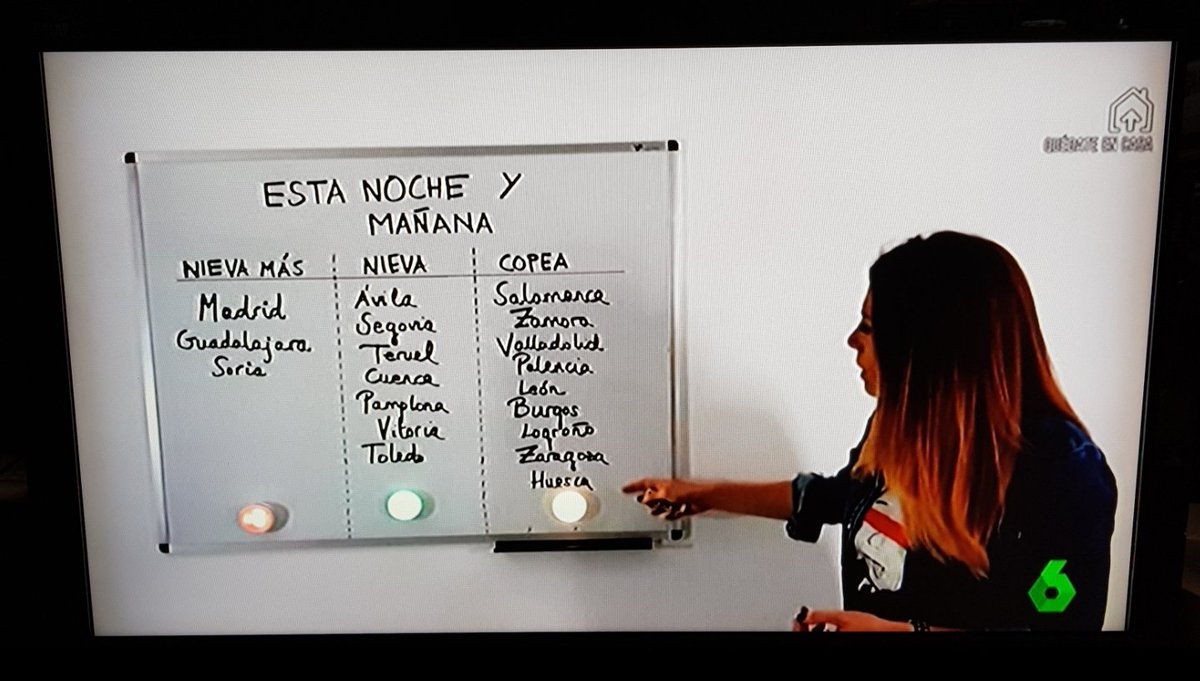 carras_co's tweet photo. Muy fan de @sextaNoticias #meteo . Desde casa y con imágenes de colaboración ciudadana.. y enterado igual que con el mapa 80 pulgadas 👏😋👏👏 https://t.co/xbV2q3rAqr