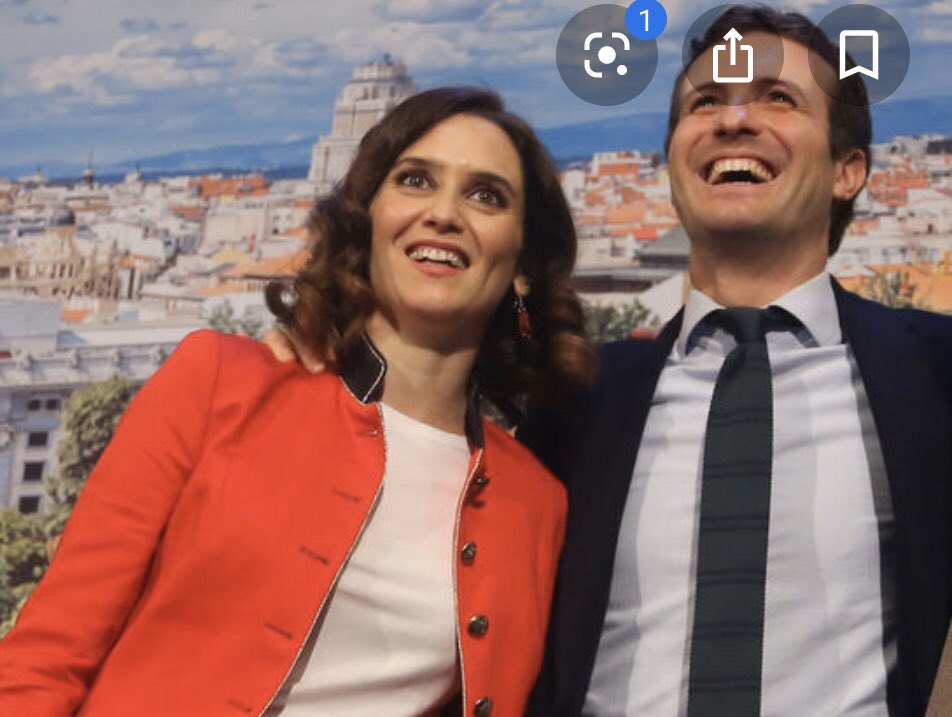 marisaparrilla's tweet photo. Y mientras nos estamos muriendo. Estos viendo a ver por donde llegan los aviones ✈️ de Ayuso e insultando y entorpeciendo al gobierno para vencer al virus. Nunca #MasPP https://t.co/56BoyQWv0N