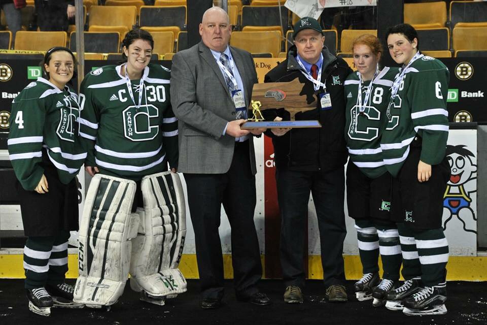 CHSGHockey's tweet photo. Challenged by @sarah_oteri to share a pictures of myself coaching.  I’m a very lucky guy!  I’d love to see some pictures from  @fhsvgockey @MOAWarriorsHSH @KenA67 @SSHSGIH https://t.co/iVkDWTyQgq