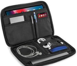 4couture's tweet photo. Now everyone is working from home &amp; staying safe, we're taking some time to look at our top 5 WFH items- starting with this *brand new* tech organiser - slim line design in grey or black, helping to keep all your accessories stored safely and sensibly! 💻
#WorkingFromHomeLife https://t.co/5JcFbOWO6E